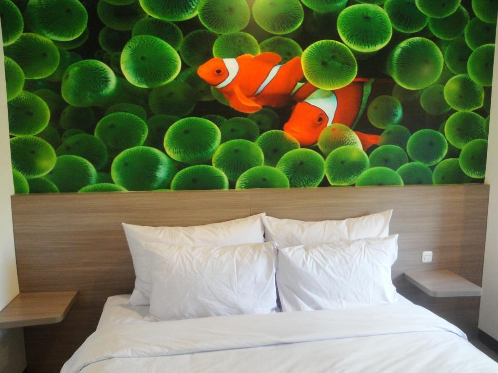 Top Hotel Manado By Gran Puri Exterior foto